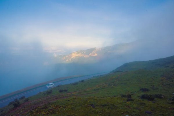 博泰配资 诗与远方|浅谈旅行的意义