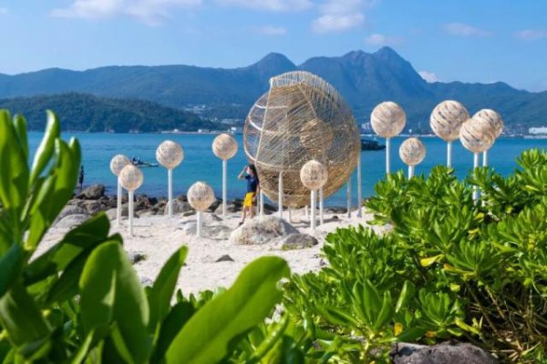 聚赢配资网 网红打卡潮，为何成香港景区灾难？